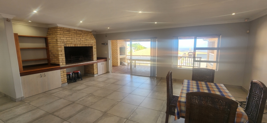 6 Bedroom Property for Sale in Dana Bay Western Cape